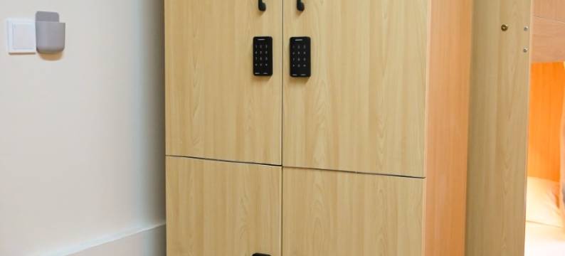 旅友拾光青旅(苏宁广场彭城广场地铁站店)图片