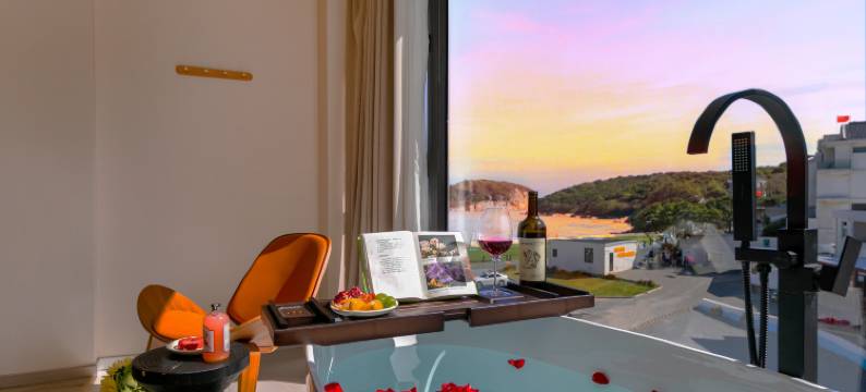 初夏里・MirrorPool Isle 一线海景泳池设计师美宿(樟洲村店)图片