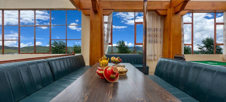 香格里拉·驰桑鼎珠｜CinemaBath设计师藏式民宿(香格里拉机场店)图片