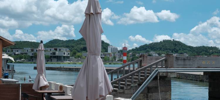 东钱湖寻觅灯塔湖景民宿图片