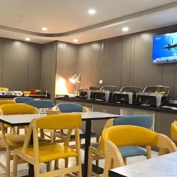 魔方灰鲸酒店（鼓楼休闲广场店）