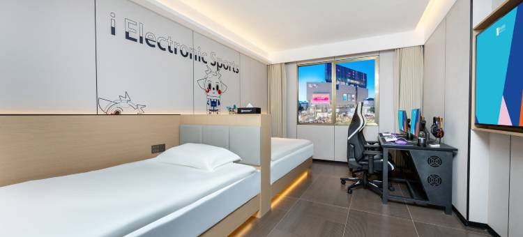 爱电竞酒店(舟山定海凯虹广场店)图片