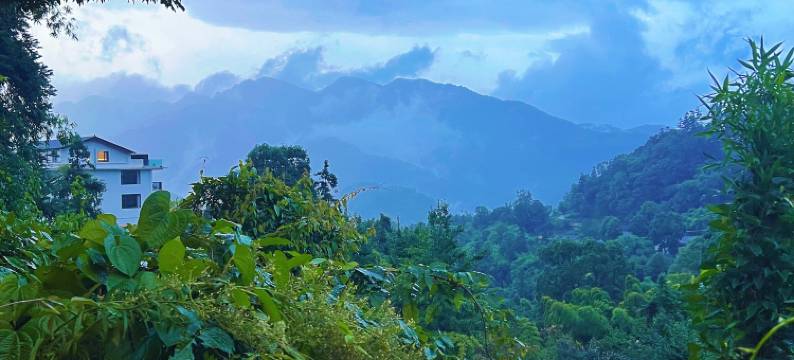 峨眉山悦庄清音汤泉民宿图片
