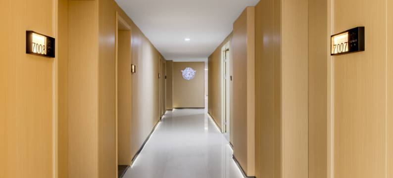 栖遇电竞酒店(保定东站河北大学店)图片