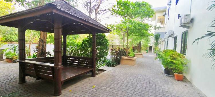 巴苏鲁特兰斯特酒店(Hotel Transit Pasuruan)图片