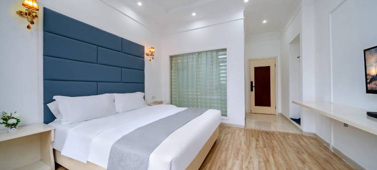 成都新欧尚商务酒店(郫县西站店)图片