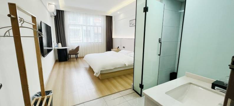 邦达酒店(蒙自文萃路店)图片