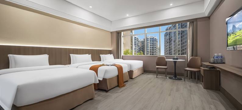 泊霖大酒店(汉寿万达广场店)图片