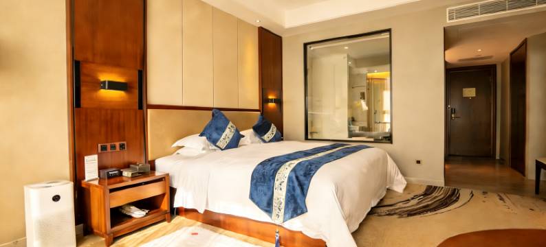 威海春竹国际大酒店(高铁站韩乐坊店)图片