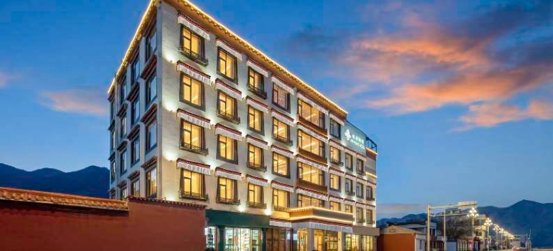 拉萨八廓街德康富氧观景酒店(大昭寺店)图片