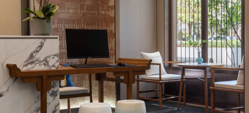 陌上轻居酒店(昆明高铁南站大学城店)图片