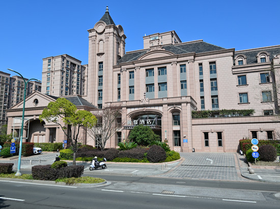 枫憬酒店(上海金山城市沙滩店)