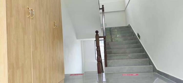 君悦客栈(巴松措店)图片