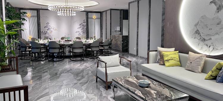 安庆香澜豪庭酒店(高铁站店)图片