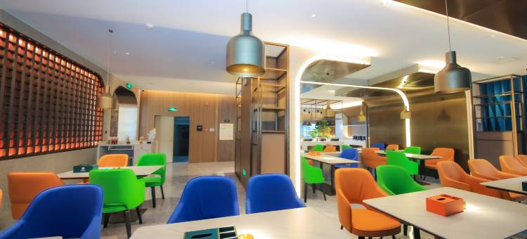 和顺酒店(临沧凤庆滇红古镇店)图片