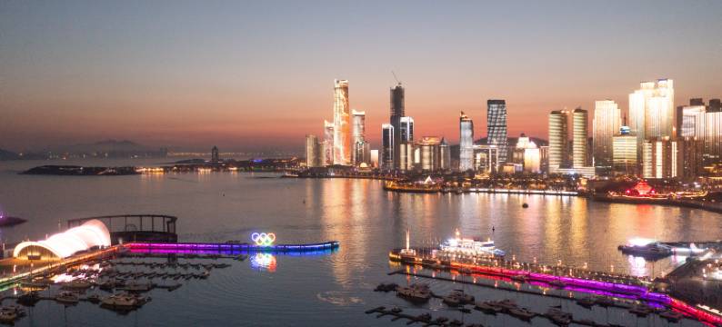 中航翔通游艇会酒店(青岛奥帆中心五四广场店)图片