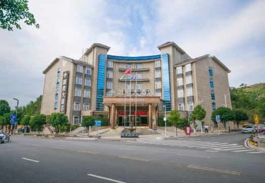 Yuquan Hotel Hotel Overview