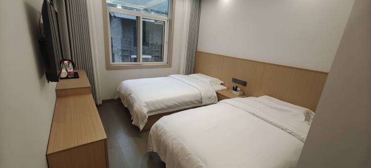 南舍居(柞水营盘镇终南山寨店)图片