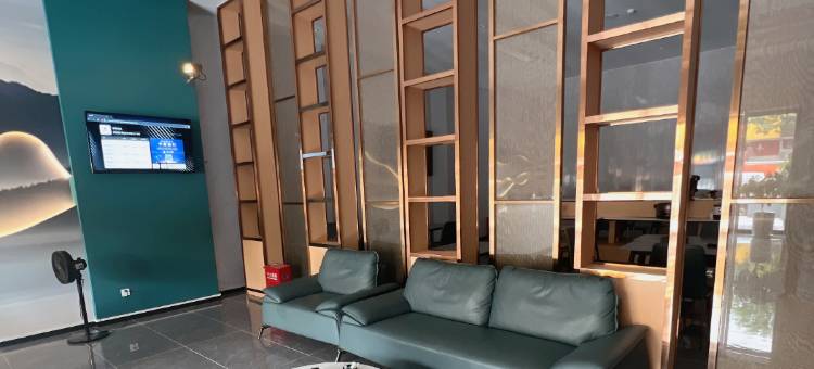 柏逸公寓(佛山金沙洲万达金铂天地店)图片