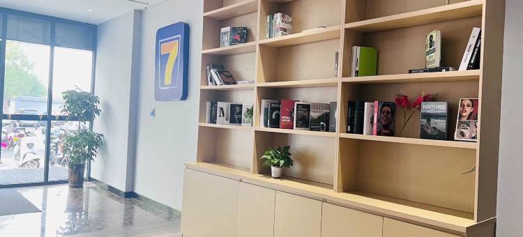 7天酒店(清明上河园西司夜市店)图片