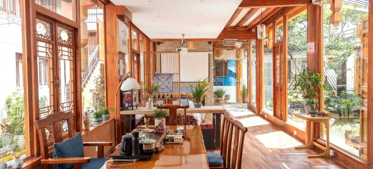 丽江余悦汐雪山花园水景客栈(束河古镇店)图片