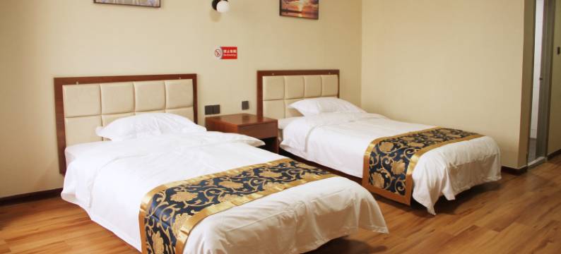 沃德阿拉丁酒店(济宁金宇汽配城店)图片