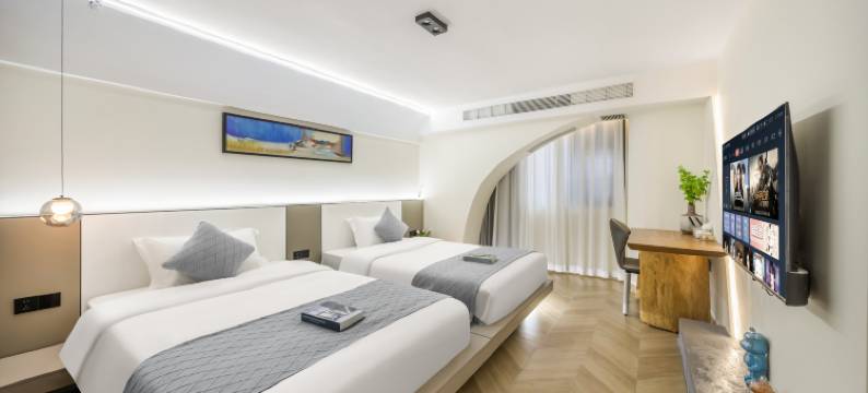 初升轻奢酒店(恒大未来城店)图片