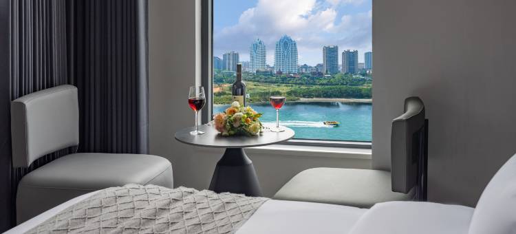 汲暮江景酒店(西双版纳景洪告庄西双景星光夜市店)图片