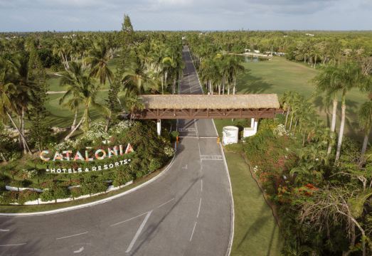 Catalonia Bavaro Hotel Overview