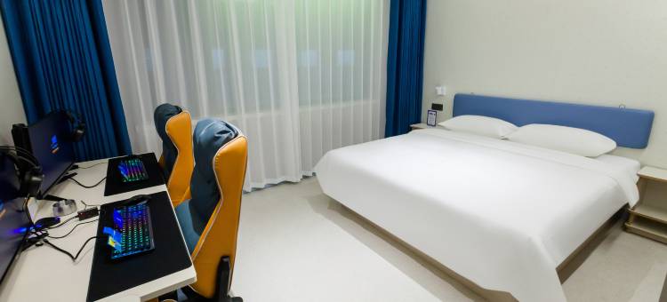 网鱼电竞酒店(宁波慈溪印象明州会展中心店)图片