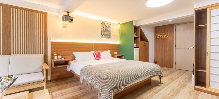 路客美宿(归元寺钟家村地铁站店)图片