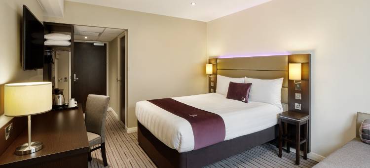 伦敦汉默史密斯(牧羊人丛林路)优品迎酒店(Premier Inn London Hammersmith (Shepherds Bush Road))图片