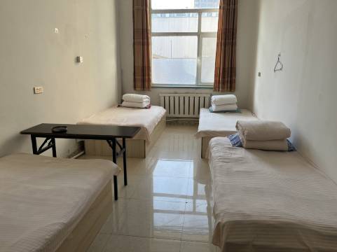 永吉群朋时尚旅馆