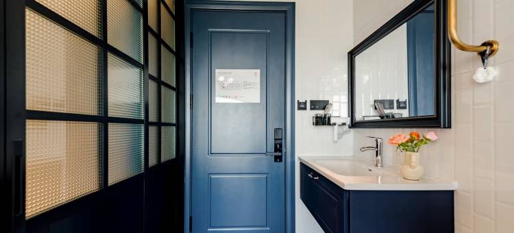 花筑·朗玥海景客栈(威海幸福门威高广场店)图片