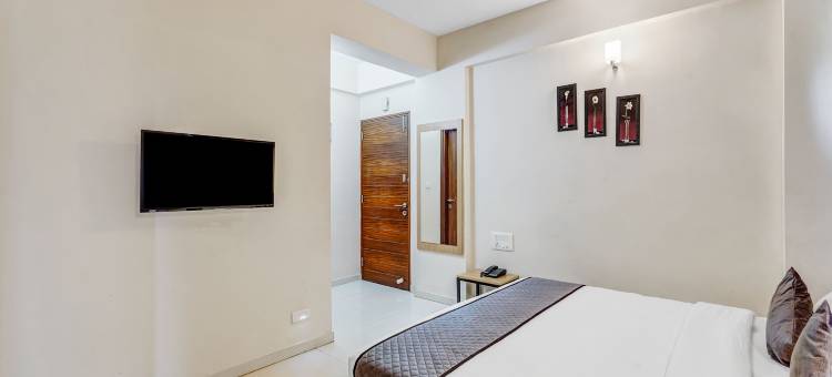 UPAR 酒店靠近巴格马内科技园(Upar Hotels Nearby Bagmane Tech Park)图片