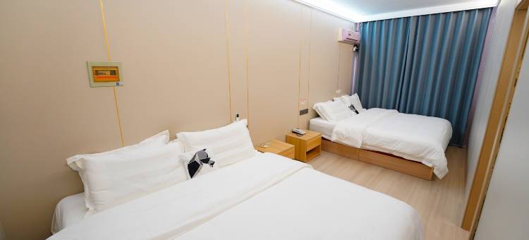 161假日酒店(苏尼特右旗赛汉镇店)图片