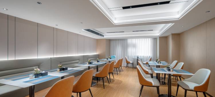 宜尚酒店(长沙高铁南站五江天街店)图片