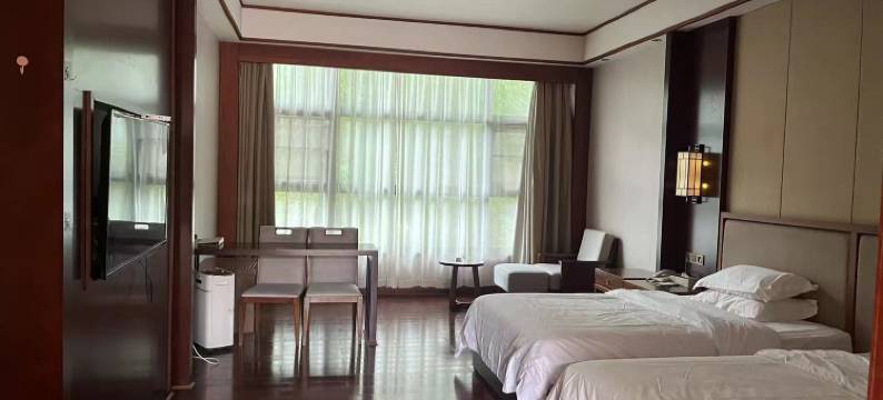 铜鼓汤里雨润山庄图片