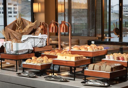 Grand New Century Resort Hotel Anshun HuangguoshuHotel Overview