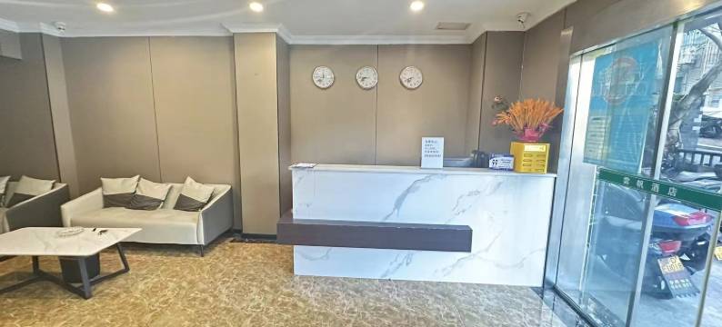 雲帆酒店(鲤鱼池地铁站店)图片