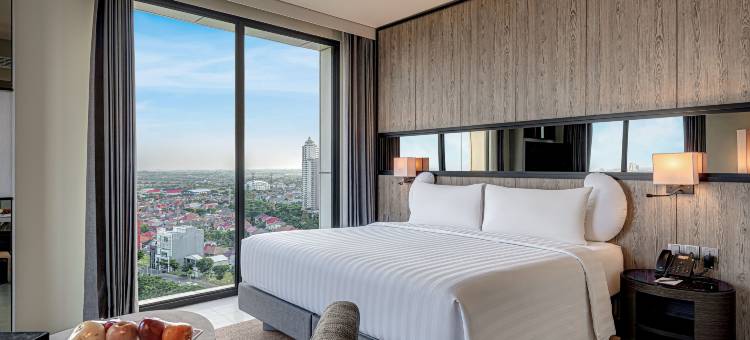 泗水斯帕齐奥威兹豪华酒店(Whiz Luxe Hotel Spazio Surabaya)图片