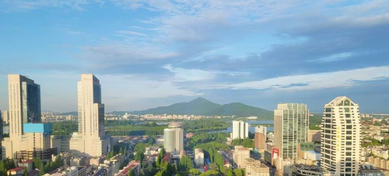 铂樾云宿(玄武湖景区狮子桥步行街店)图片