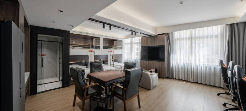 稳电竞酒店(芒康店)图片