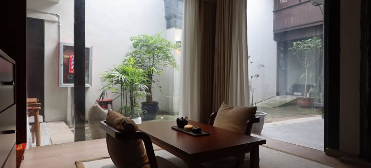 一是了·古韵今风丨Canal Courtyard临河庭院民宿(南浔古镇店)图片