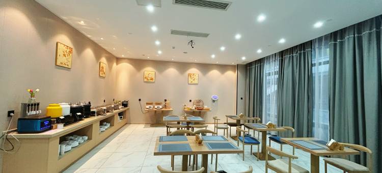 猫猫屋智慧酒店(泰州姜堰步行街时代广场店)图片