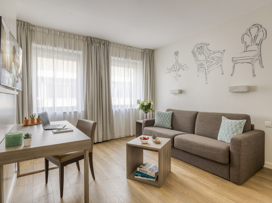 布鲁塞尔金羊毛镇酒店