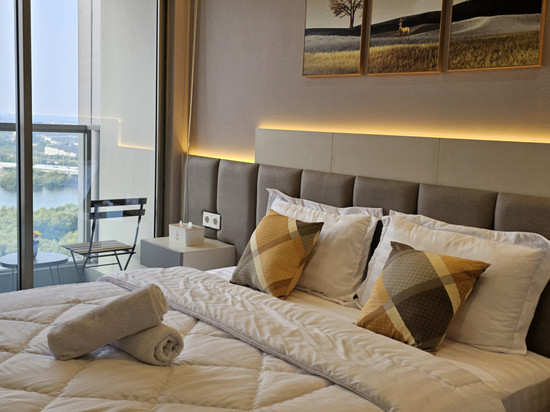 Gold Coast Seaview Apartment by MYsweethome