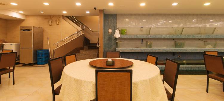 和平酒店-RedDoorz旗下(Peace Hotel by RedDoorz)图片