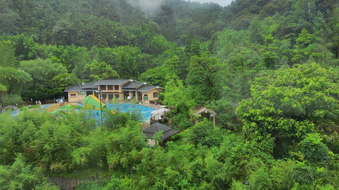 龙门地派温泉度假村图片