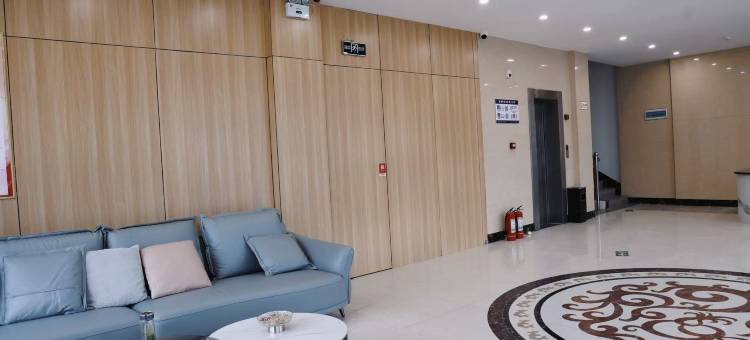 鸿泰雅居宾馆(镇平汽车站店)图片